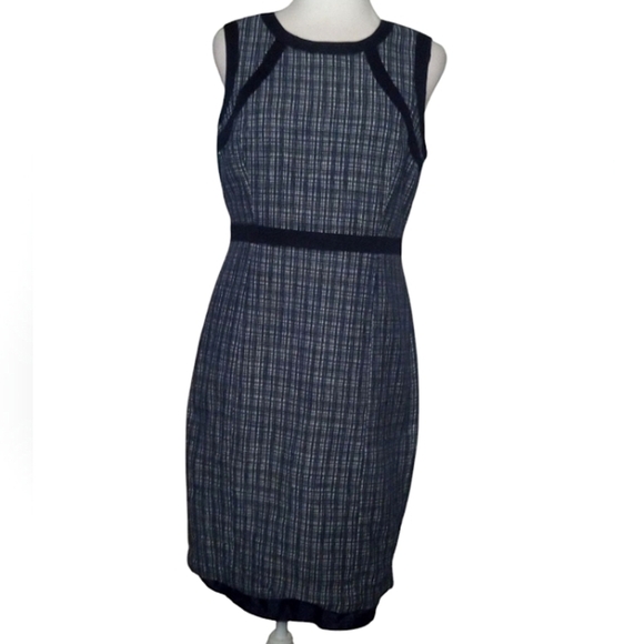 Talbots Navy Blue White Textured Tweed Classic Sheath Dress Midi Length Size 4 - Picture 2 of 9